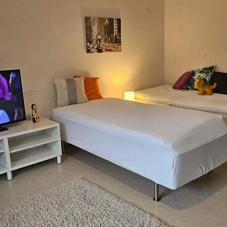 Himoksesta 30km, Halli, Asunto 2-3hloeae,b12 * Jämsä