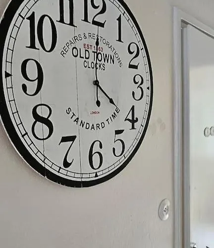 Himoksesta 30km, Halli, Asunto 2-3hloeae,b12 * Jämsä